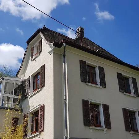 Chez Robin Guest house *